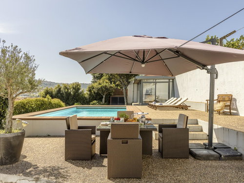 Villa with garden and swimming pool, in Loures, Lisbon 2420486359