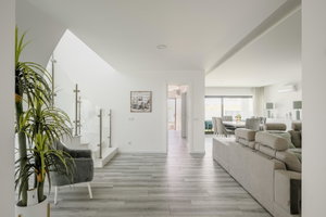 Moradia com jardim e piscina, em Porto Salvo, Oeiras 3268533382