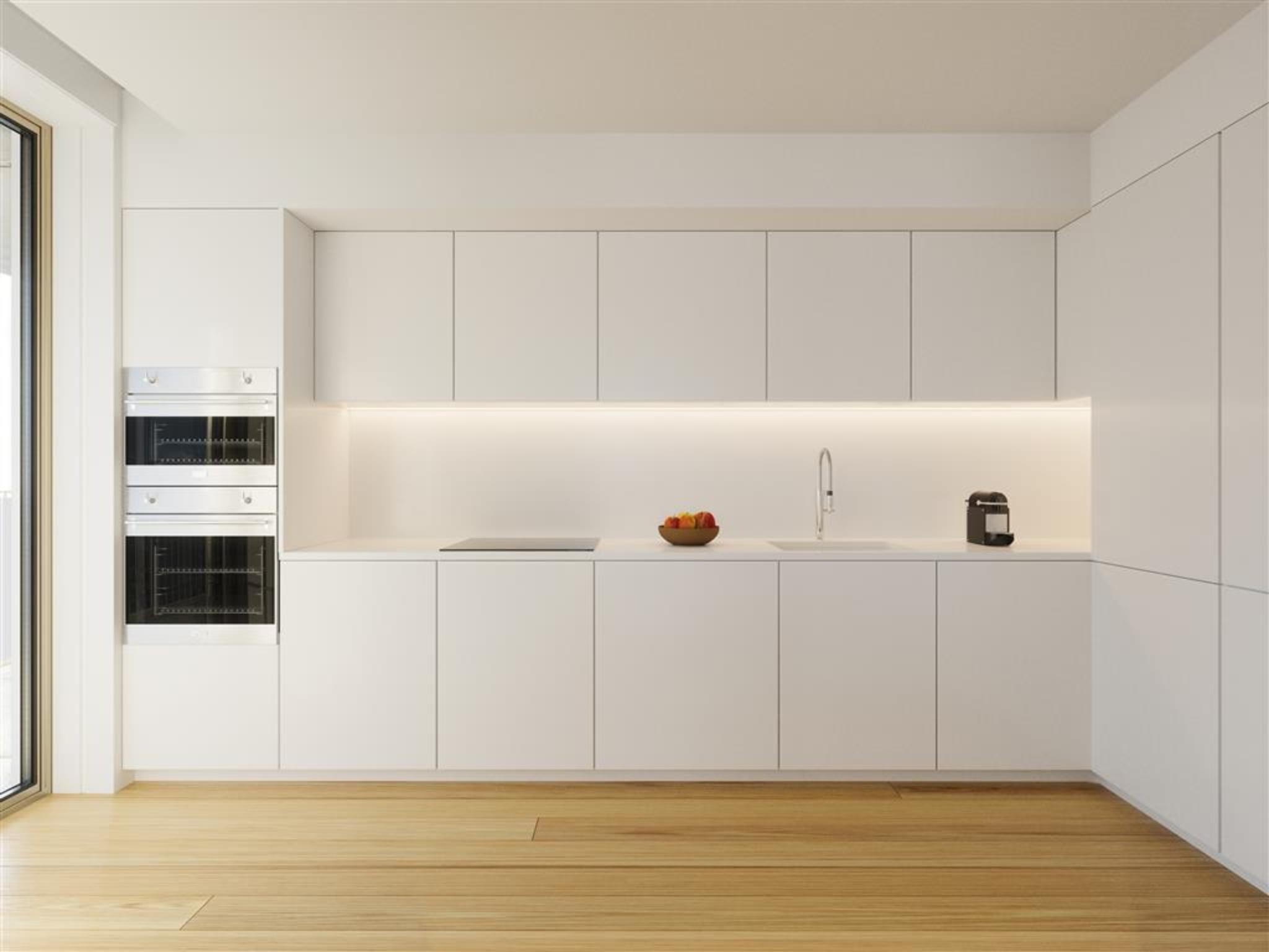 3+1-bedroom apartment in the Fernão Magalhães 127 in Bonfim Porto