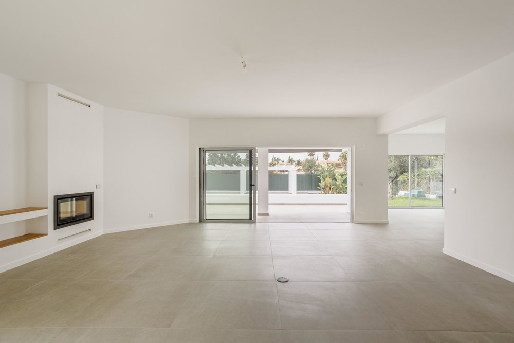 4 bedroom villa with pool and garage, in Vilamoura, Algarve 1293465478