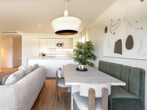 2 bedroom apartment with balcony in Telheiras, Lisbon 1774832787