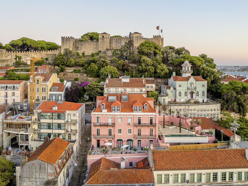 3+2 bedroom apartment with garden, in the heart of Castelo, Lisbon 1479571229