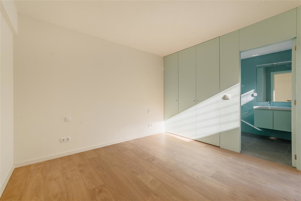 3 bedroom apartment duplex, Miragaia Gardens, Porto