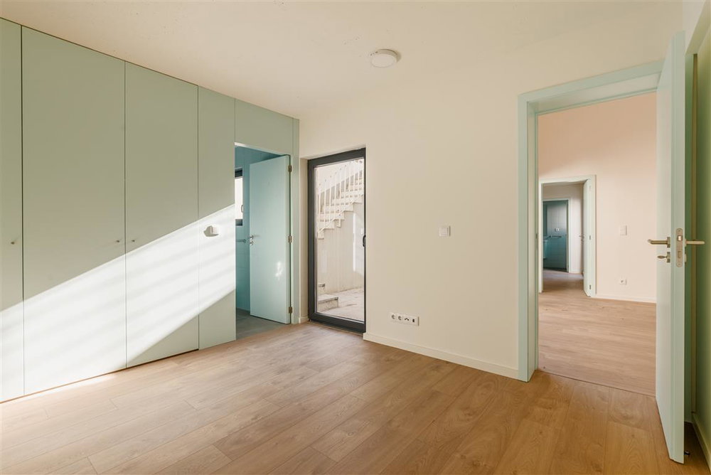 3 bedroom apartment duplex, Miragaia Gardens, Porto