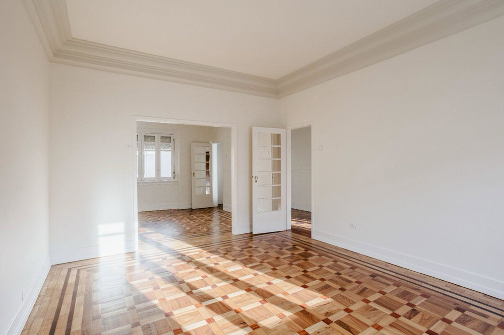 4+2 bedroom apartment, in Rua Rodrigo da Fonseca, Lisbon 298590143