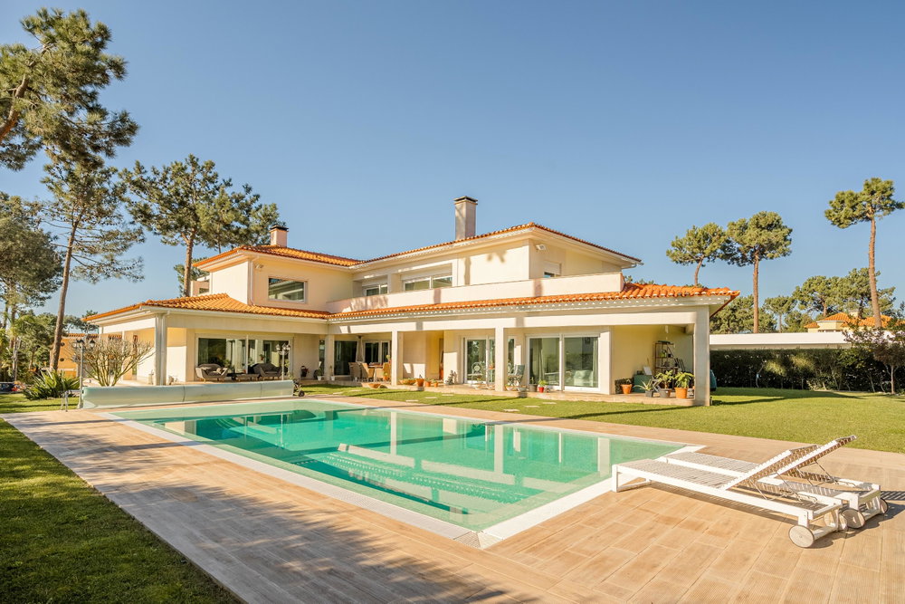 4+1 bedroom villa with pool, in Herdade da Aroeira, Almada