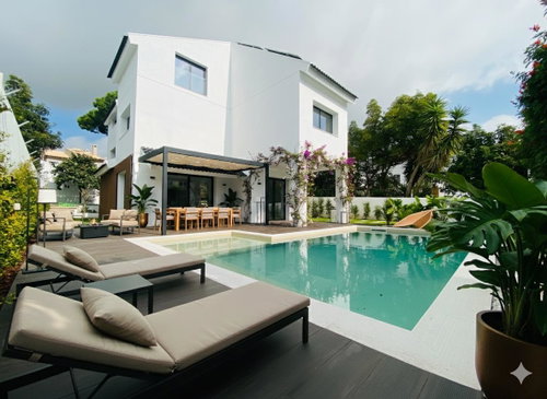 5 bedroom villa with pool in Estoril, Cascais 1198093721
