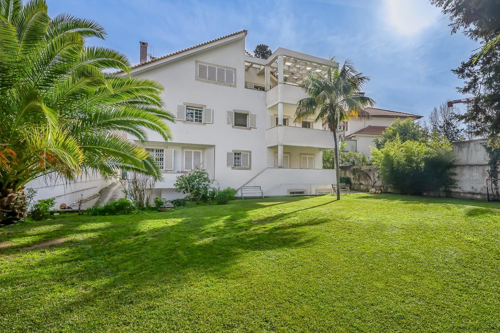 10-bedroom house with garden, in Alvalade, Lisbon 921793812