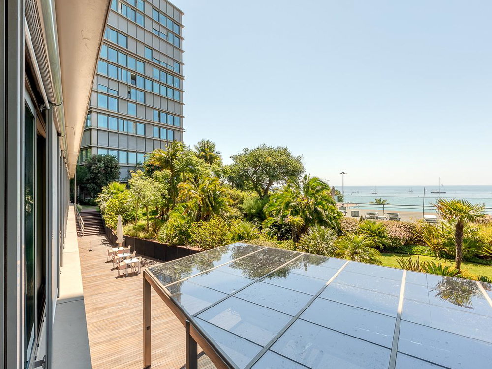 3-bedroom apartment sea view Cascais