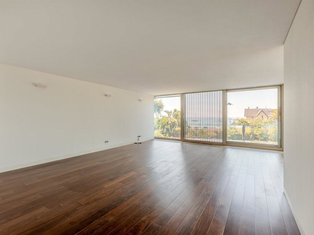 3-bedroom apartment sea view Cascais