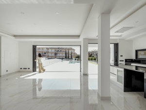3 bedroom villa with garden and pool, in Vilamoura, Algarve 150868013