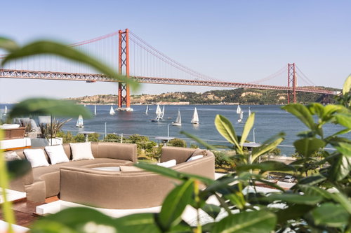 1-bedroom apartment with a balcony, Junqueira, Lisbon.