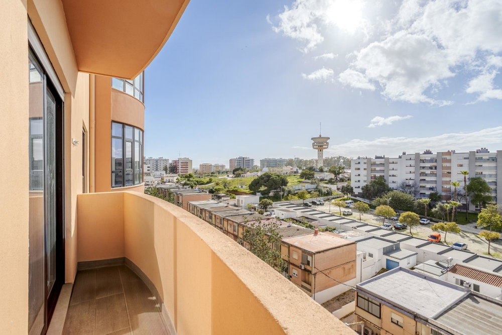5-bedroom apartment, refurbished, Faro, Algarve 3186010117