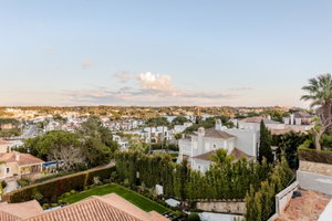Moradia T4+1, com piscina, jardim, Quinta do Lago 4192825628