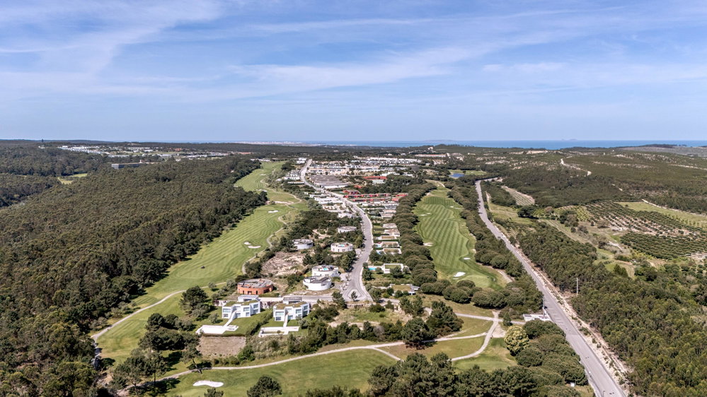 Plot for construction of a 3-bedroom house in Óbidos 3787339795