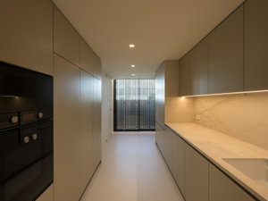 5-bedroom penthouse apartment in Boavista 5205, Porto