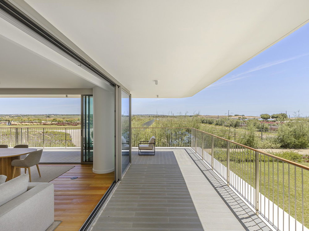 2-bedroom apartment in Bayline, Armação de Pêra, Algarve