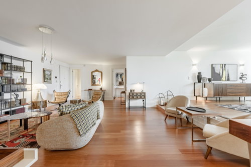 3-bedroom apartment with two garage spaces in Aliados, Porto