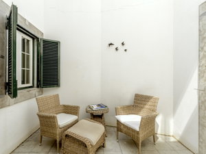 Duplex 6-bedroom apartment in the historical center of Cascais