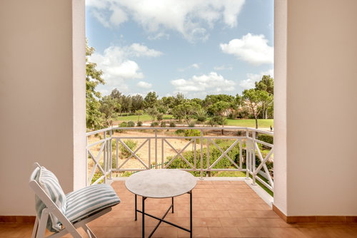2-Bedroom Villa with Pool in Vilamoura, Algarve 2340327529