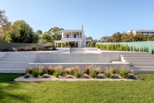 6-bedroom villa with swimming pool and garage in Alvor, Algarve