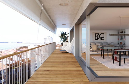 4-bedroom apartment with garage, in Foz do Douro, Porto