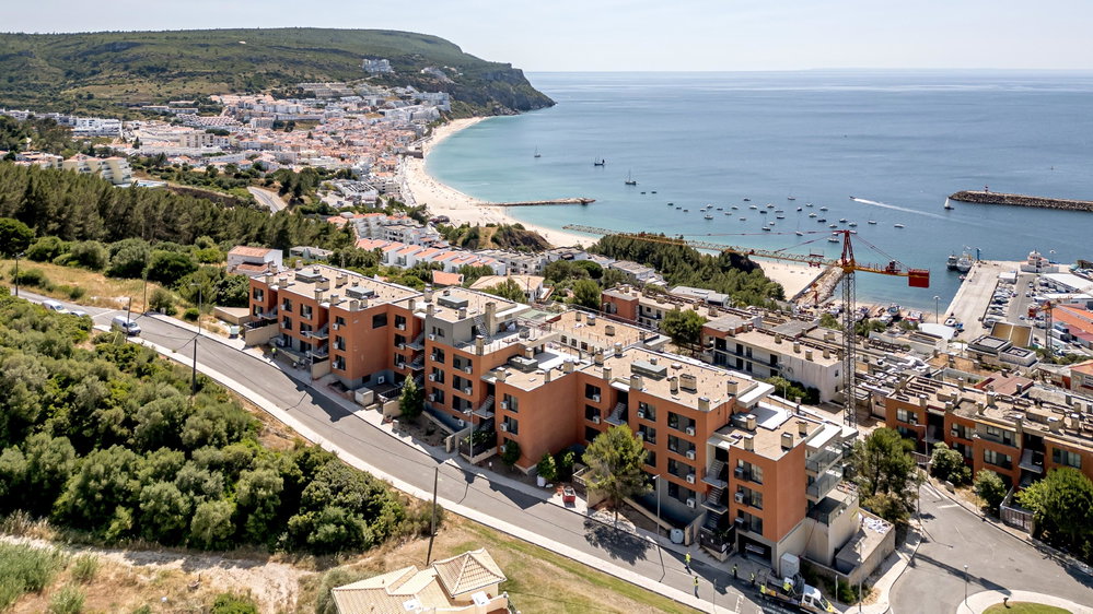 Apartamento T2 com terraço, no Harbour View, Sesimbra