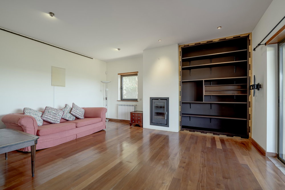 4-bedroom house with urban plot, in Alcantarilha, Pera, Silve 134590969