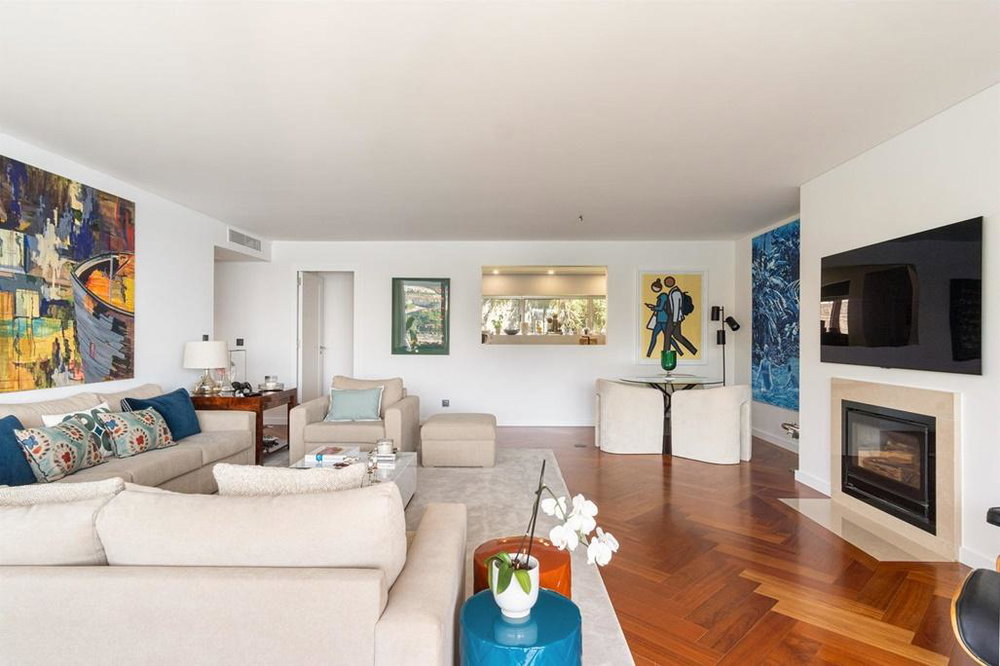 3 bedroom apartment with river view in Porto