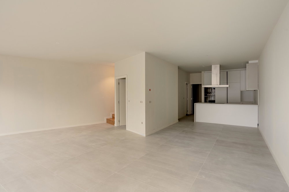 4-bedroom duplex apartment private garden Antas, Porto