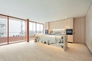 5-bedroom apartment with terrace, in Foz do Douro, Porto