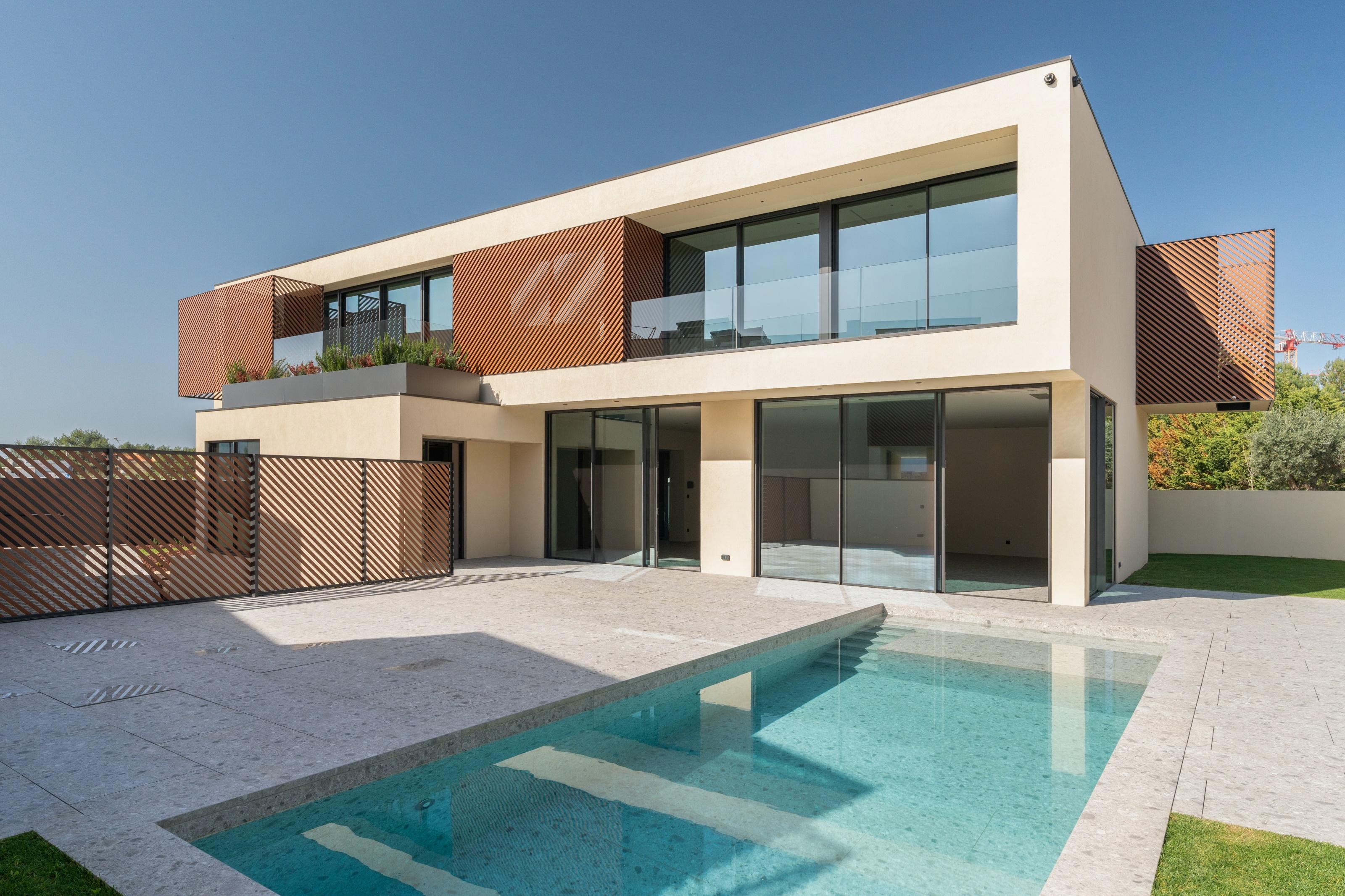5+1 bedroom villa garden and pool in Birre Cascais