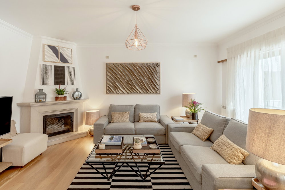 4-bedroom villa with garage, in a gated condominium, Manique, Cascais. 218842233