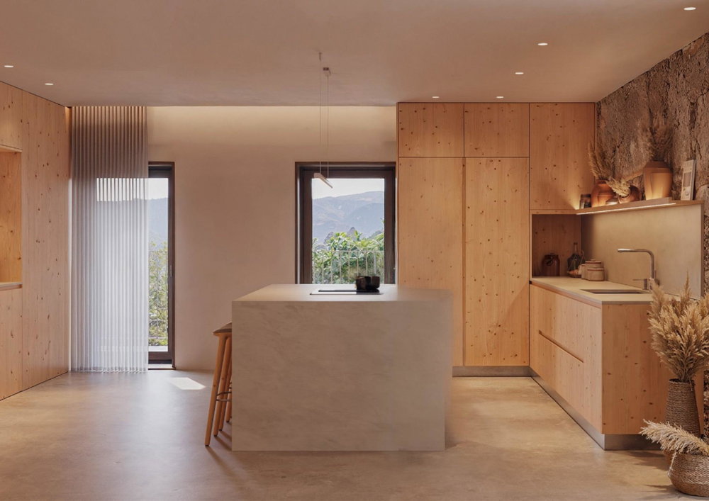 Estate with approved PIP and river view, in Baião, Porto