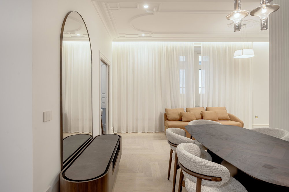 3bedroom apartment with balcony, in Avenidas Novas, Lisbon