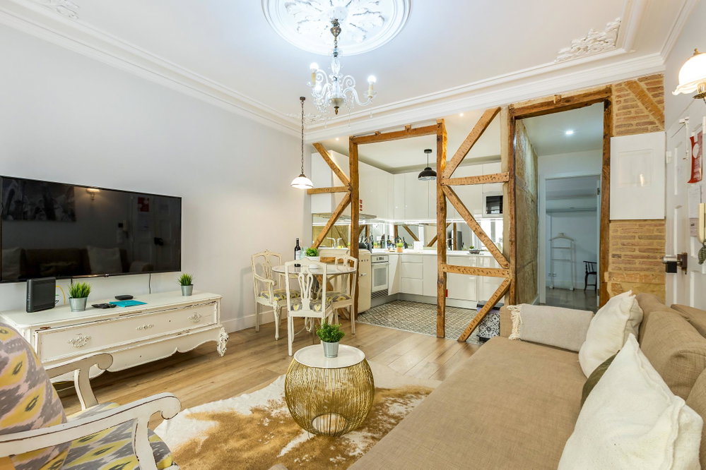 One-bedroom apartment with balcony in Chiado, Lisbon 2552722999