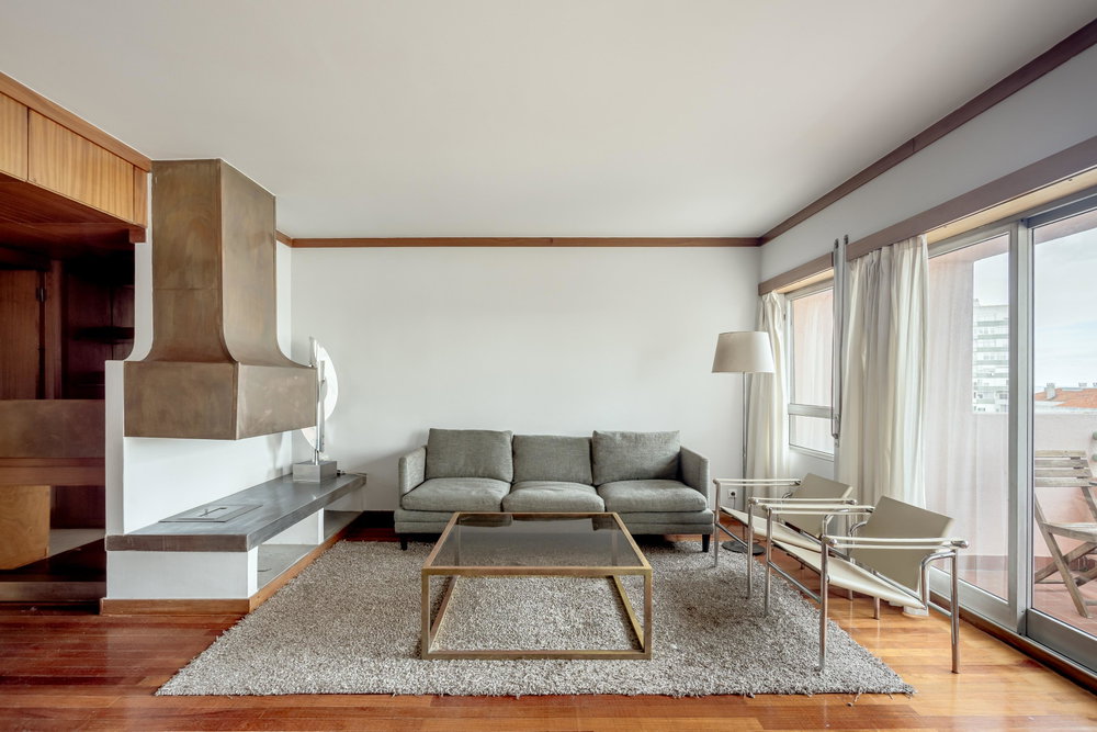 Five-bedroom apartment with balcony and parking, in Lisbon 917504906