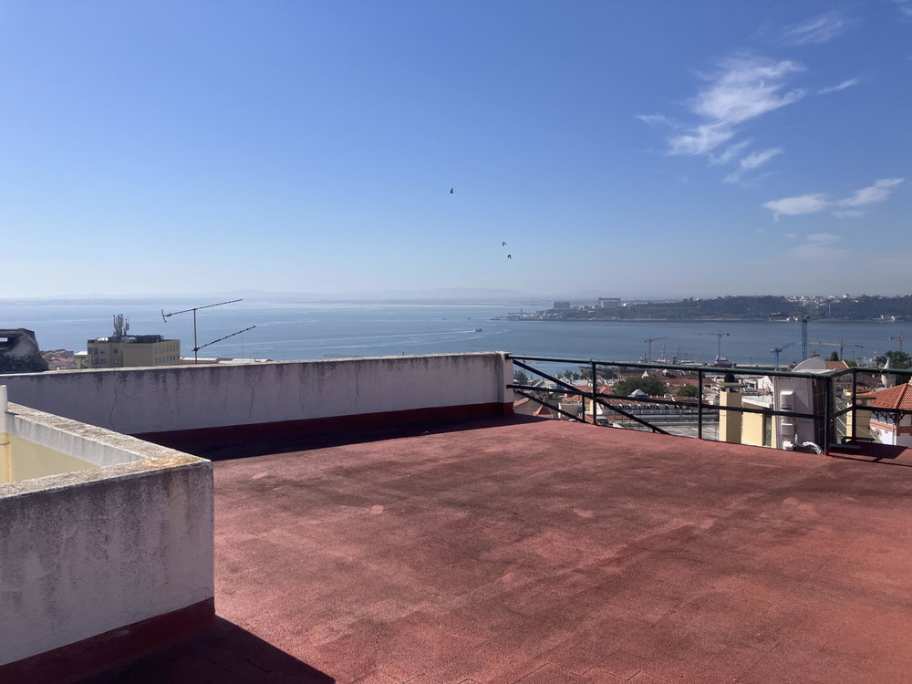 3-bedroom apartment, fully renovated, in Lapa, Lisbon 1731090998