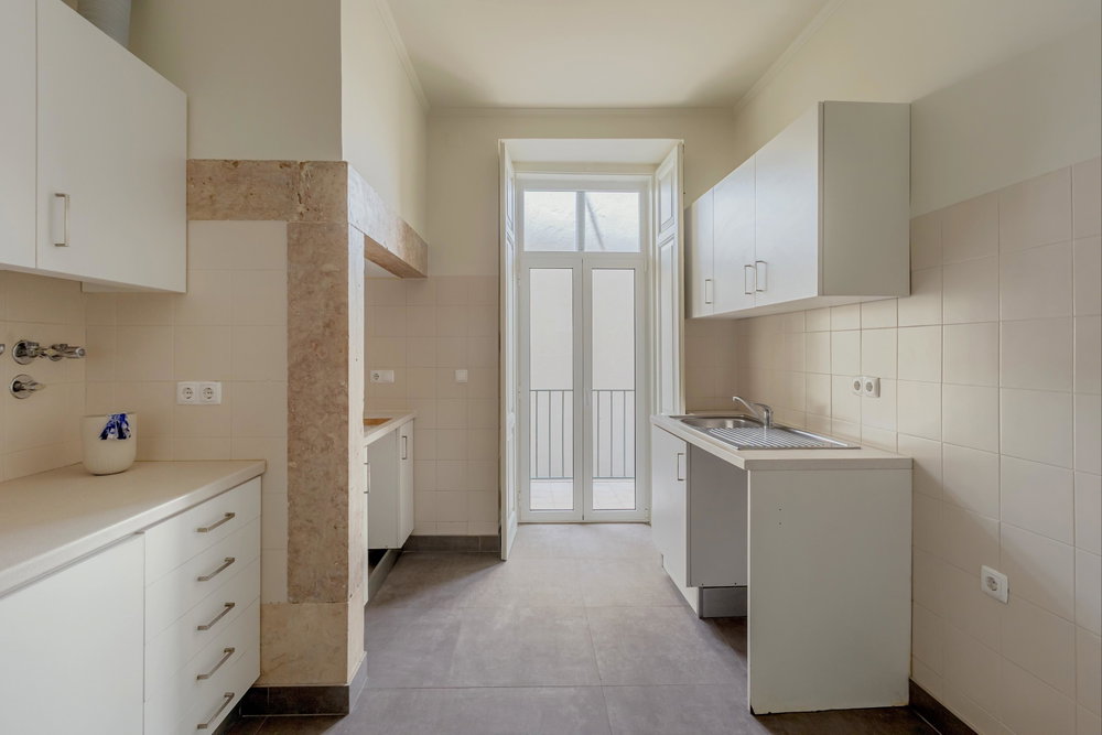 3+1- bedroom apartment with balcony in Campo de Ourique, Lisbon 3300845465