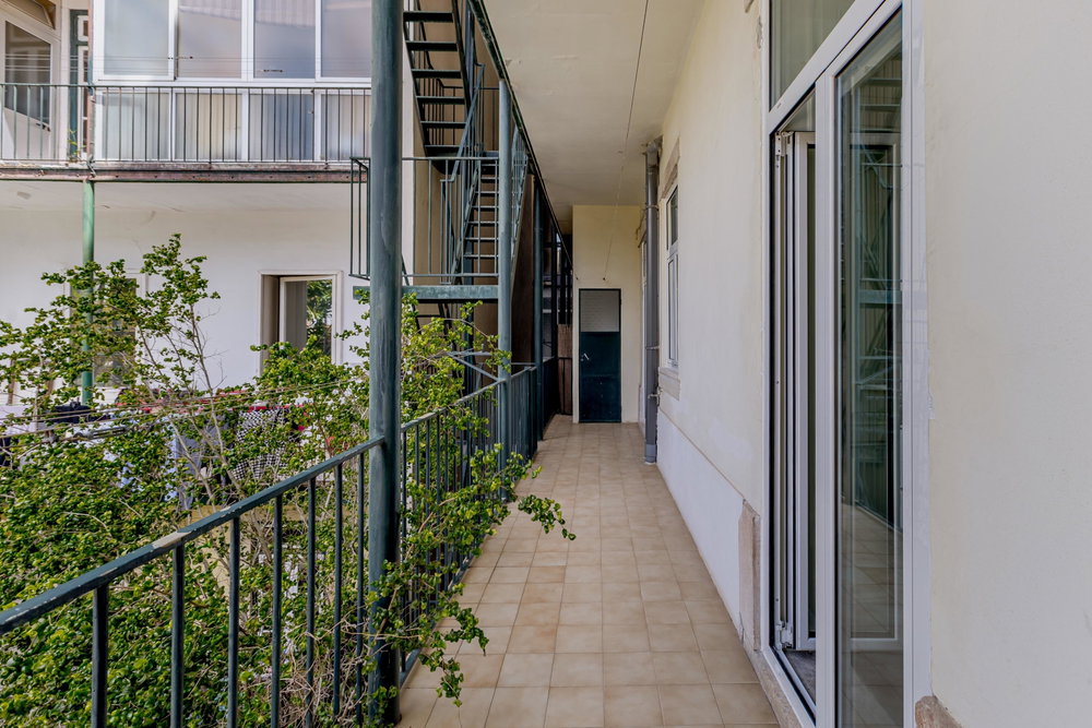 2+1-bedroom apartment with balcony in Campo de Ourique, Lisbon 2072503594