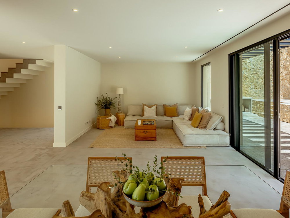 3+1 bedroom villa with garden, swimming pool and garage in Estoril 1662086487
