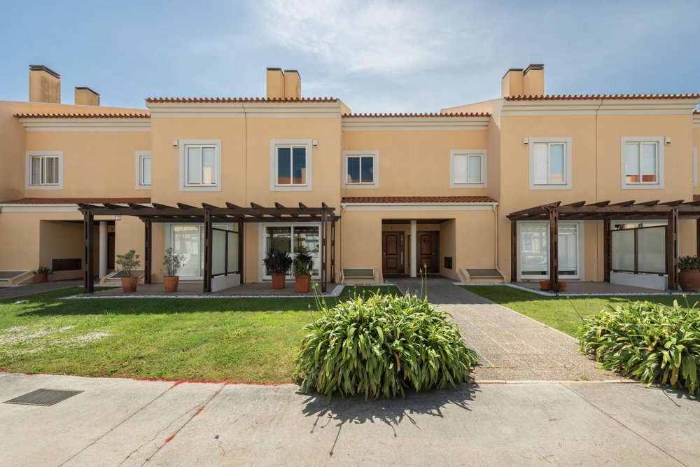 4-bedroom house in a condominium near to Miramar, Porto 3681321548