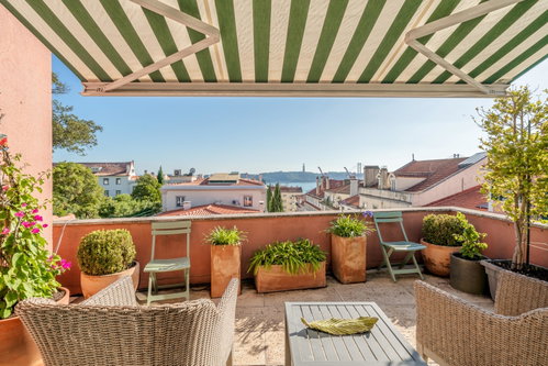 1-bedroom duplex apartment with river view, in Lapa, Lisbon 2052585940