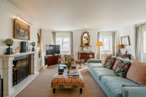 1-bedroom duplex apartment with river view, in Lapa, Lisbon 2052585940