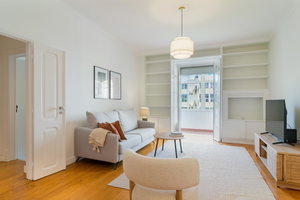 Renovated 5-bedroom apartment in Avenidas Novas, Lisbon 3529108152