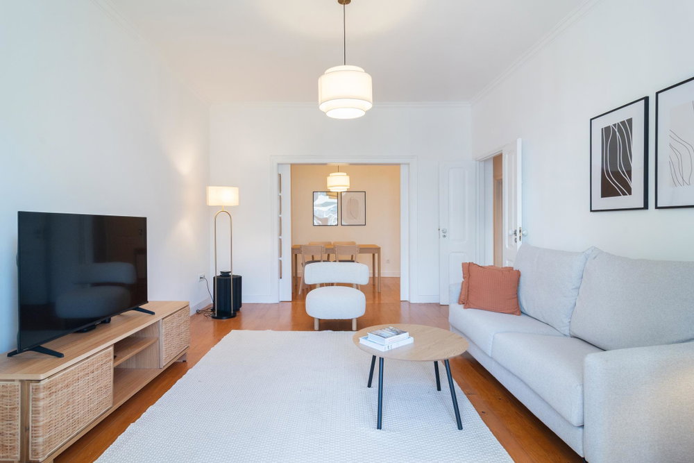 Renovated 5-bedroom apartment in Avenidas Novas, Lisbon