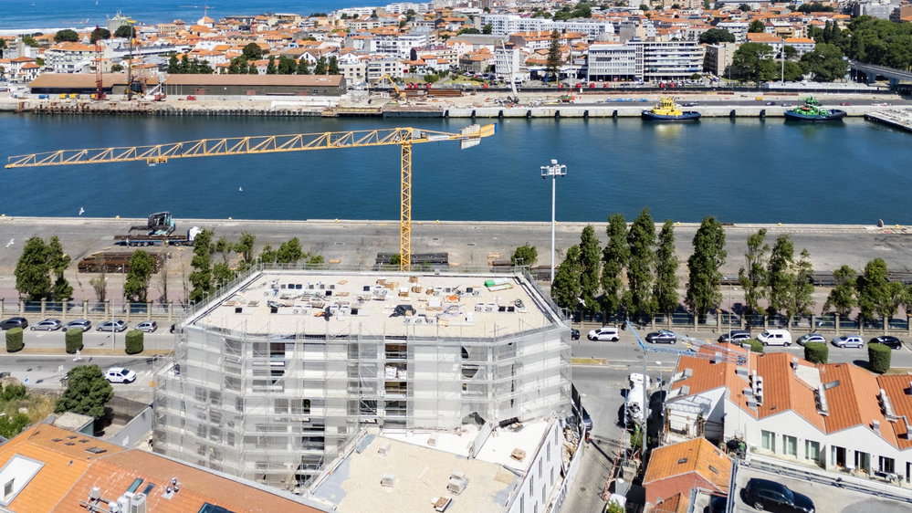1-bedroom apartment, with balcony and parking space, Matosinhos 2649400813