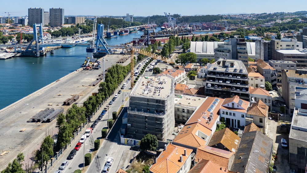 1-bedroom apartment, with balcony and parking space, Matosinhos 2649400813