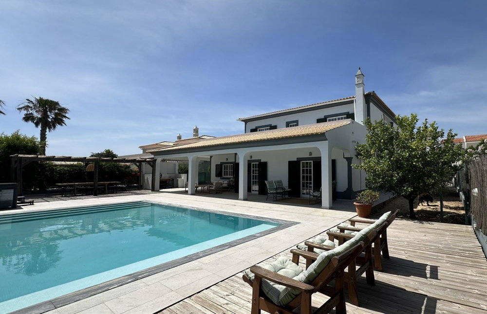 4+1 villa with garden and swimming pool Almancil Algarve 1908076166