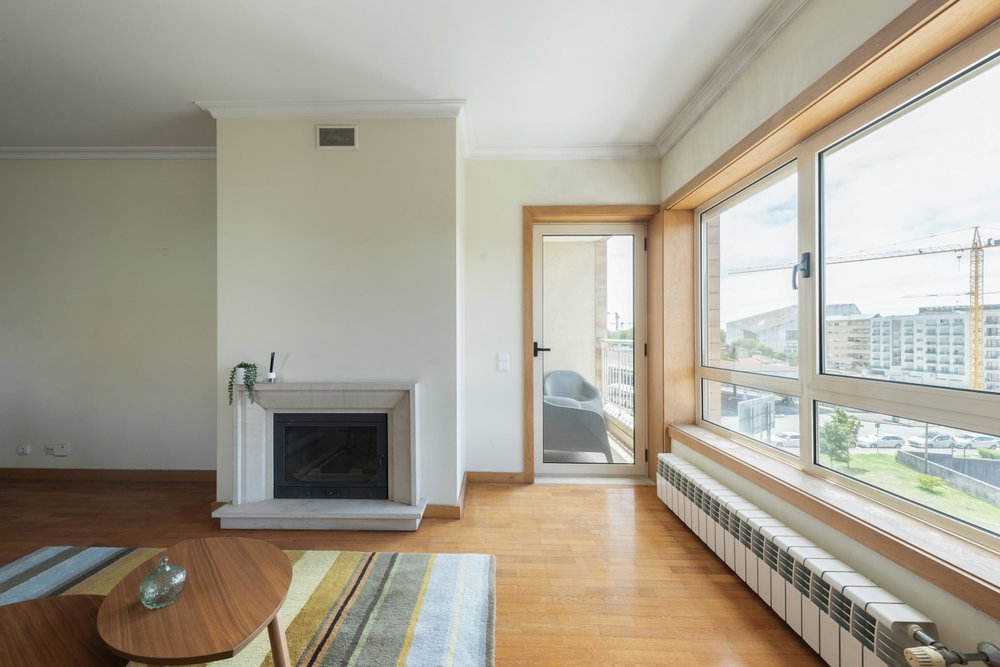 Two-bedroom apartment with a balcony and parking, in Porto.